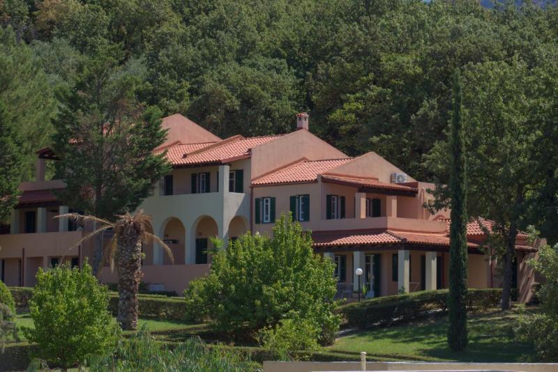 Century Resort Corfu Ахарави Екстериор снимка